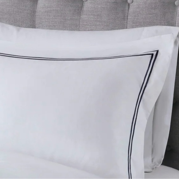 Madison Park Signature Luxury Collection 100% Cotton Sateen Embroidered Duvet - Picture 5 of 14